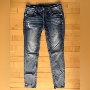 Miss Me low rise skinny dark wash jeans size 30 STYLE NO: L9294S COLOR: K1435